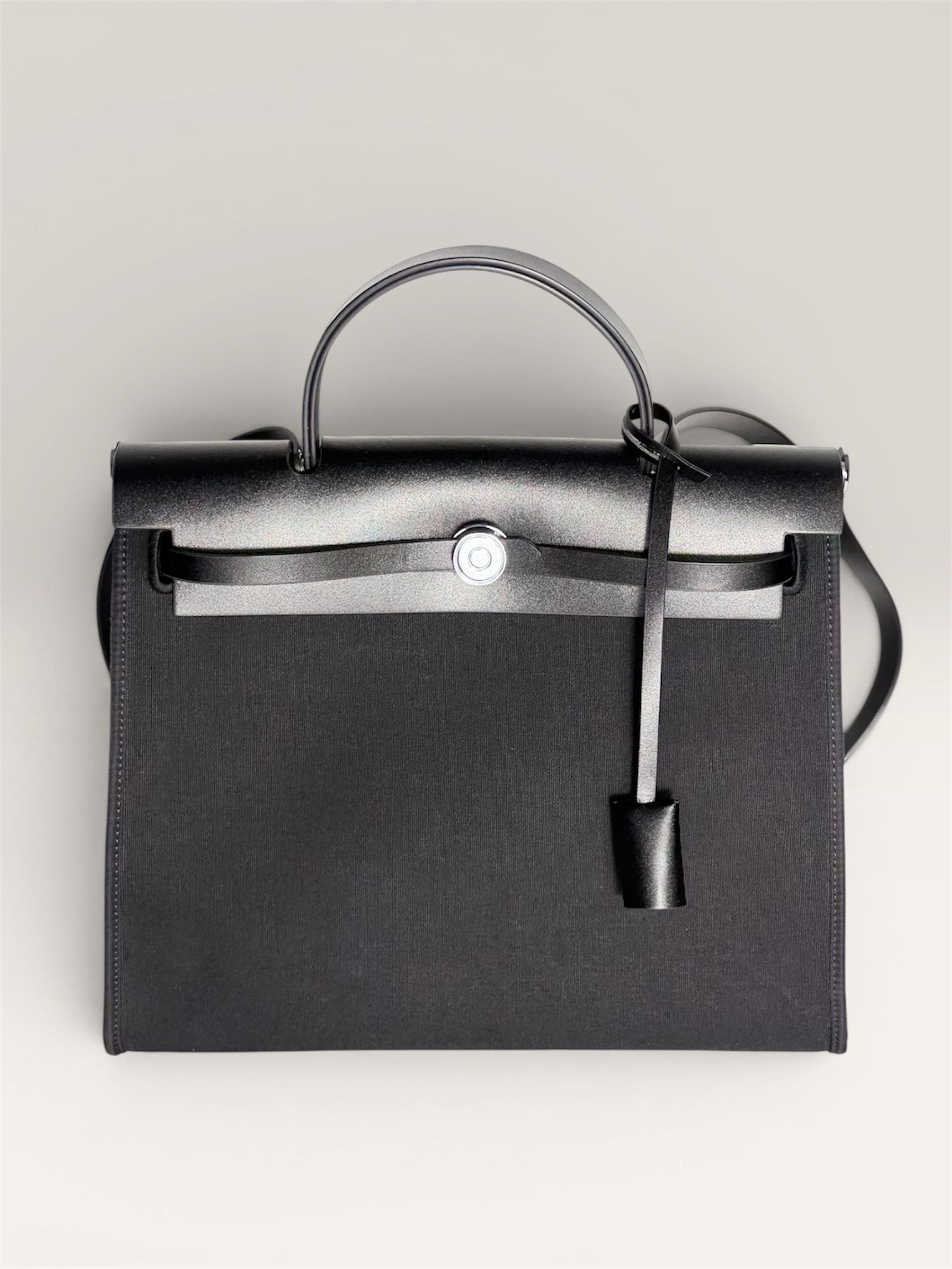 Sac à main femme en cuir véritable SIENA noir – Lilya Studio